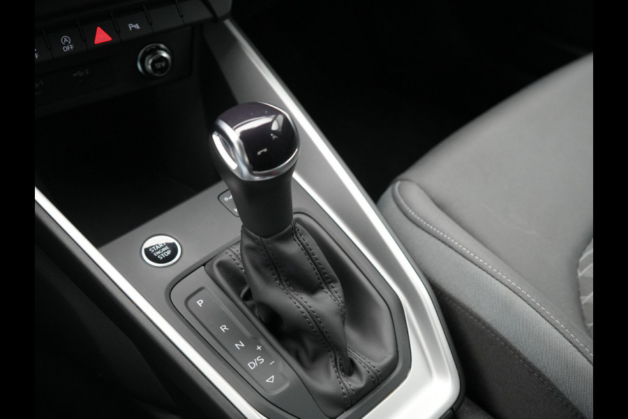 Audi A1 Sportback 30 TFSI S Line 111pk Dealer O.H. | LED | Apple Carplay | Keyless | Stoelverwarming | Navigatie | Virtual Cockpit | DAB |