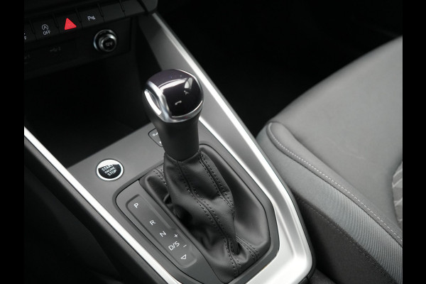 Audi A1 Sportback 30 TFSI S Line 111pk Dealer O.H. | LED | Apple Carplay | Keyless | Stoelverwarming | Navigatie | Virtual Cockpit | DAB |