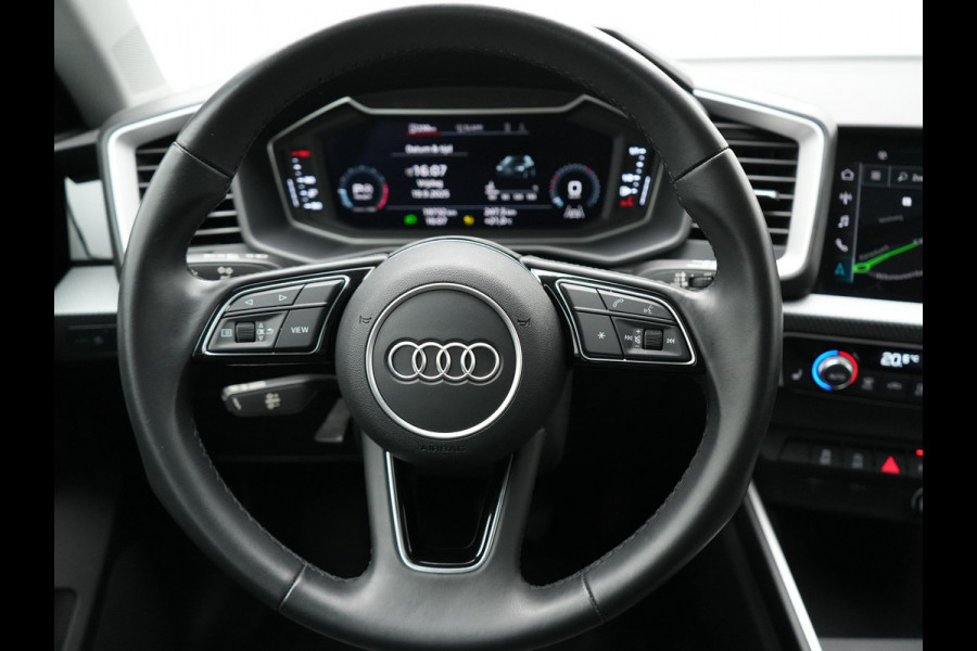 Audi A1 Sportback 30 TFSI S Line 111pk Dealer O.H. | LED | Apple Carplay | Keyless | Stoelverwarming | Navigatie | Virtual Cockpit | DAB |