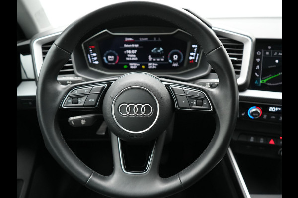 Audi A1 Sportback 30 TFSI S Line 111pk Dealer O.H. | LED | Apple Carplay | Keyless | Stoelverwarming | Navigatie | Virtual Cockpit | DAB |