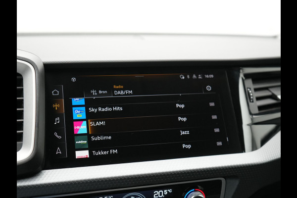 Audi A1 Sportback 30 TFSI S Line 111pk Dealer O.H. | LED | Apple Carplay | Keyless | Stoelverwarming | Navigatie | Virtual Cockpit | DAB |