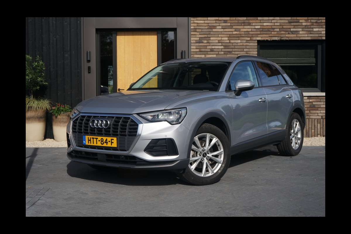 Audi Q3 35 1.5 TFSI Automaat 150PK Audi Q3 35 1.5 TFSI Automaat 150PK