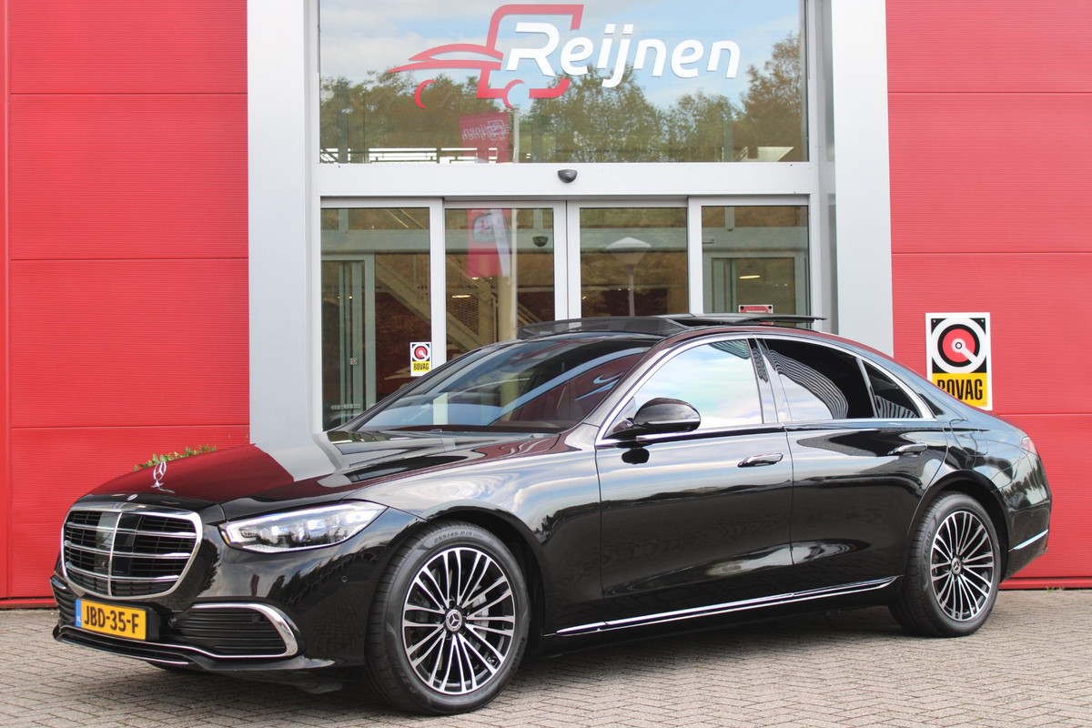 Mercedes-Benz S-Klasse 580e 4MATIC AMG LINE 510PK | PANORAMISCH SCHUIF / KANTELDAK | 360° CAMERA | BURMESTER PREMIUM AUDIO | NAPPA LEDEREN BEKLEDING | VOORSTOELEN ELEKTRISCH VERSTELBAAR MET GEHEUGEN | VOORSTOELEN EN ACHTERBANK GEVENTILEERD / VERWARMD | MBUX AUGMENT REALITY NAVIGATIE / HEAD UPP DISPLAY | MULTIMEDIA MBUX ( ACHTERBANK TABLET | ZWARTE HEMEL BEKLEDING | AIRBALANCE PAKKET (LUCHTREINIGING SYSTEEM) | MEESTURENDE ACHTERAS | 4 ZONE CLIMATE CONTROL | ADAPTIVE RUITERWISSER ISTALLATIE ( MAGIC VISION CONTROL) | Mercedes-Benz S-Klasse 580e 4MATIC AMG LINE 510PK | PANORAMISCH SCHUIF / KANTELDAK | 360° CAMERA | BURMESTER PREMIUM AUDIO | NAPPA LEDEREN BEKLEDING | VOORSTOELEN ELEKTRISCH VERSTELBAAR MET GEHEUGEN | VOORSTOELEN EN ACHTERBANK GEVENTILEERD / VERWARMD | MBUX AUGMENT REALITY NAVIGATIE / HEAD UPP DISPLAY | MULTIMEDIA MBUX ( ACHTERBANK TABLET | ZWARTE HEMEL BEKLEDING | AIRBALANCE PAKKET (LUCHTREINIGING SYSTEEM) | MEESTURENDE ACHTERAS | 4 ZONE CLIMATE CONTROL | ADAPTIVE RUITERWISSER ISTALLATIE ( MAGIC VISION CONTROL) |
