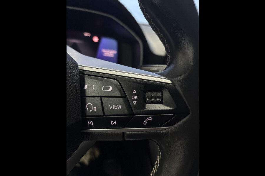 Seat Leon Sportstourer 1.0 TSI Style Business Intense Navi | Clima | Cruise | Camera | PDC | Trekhaak