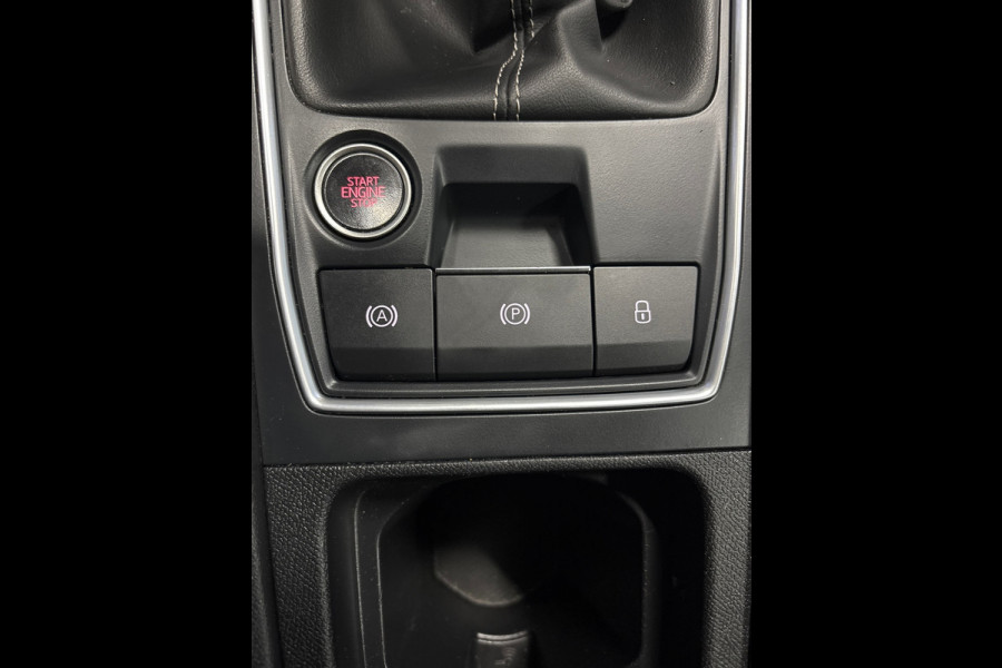 Seat Leon Sportstourer 1.0 TSI Style Business Intense Navi | Clima | Cruise | Camera | PDC | Trekhaak