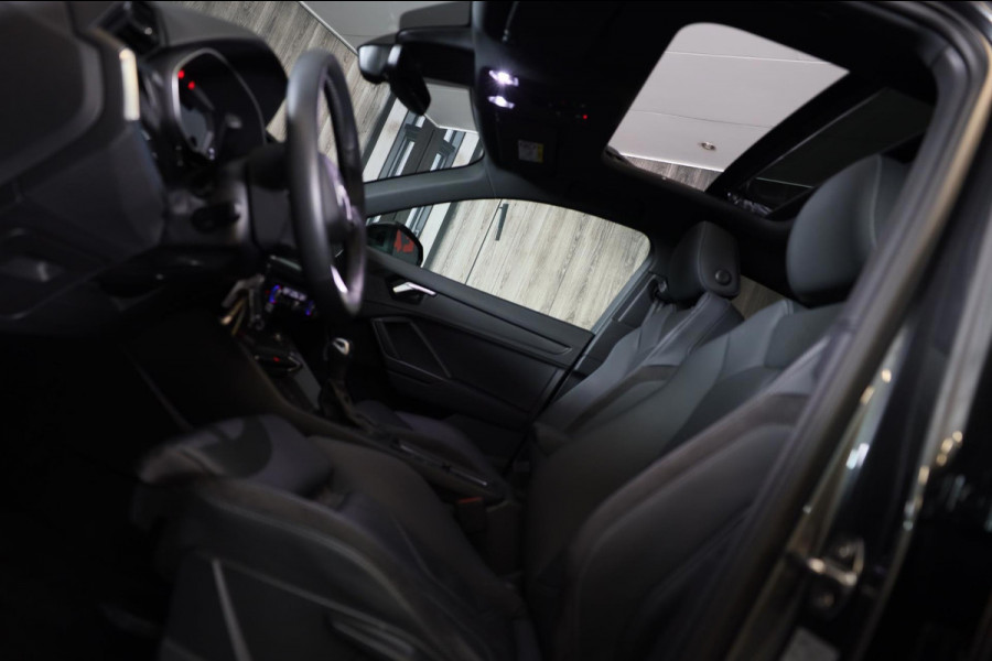 Audi Q3 Sportback 40 TFSI Quattro S Line / AUT / 190 PK / Virtual Cockpitc / Lane Assist / Cruise Control / Dode Hoek / Apple CAR