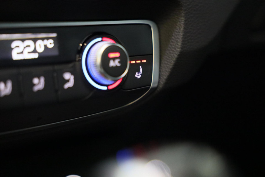 Audi Q3 Sportback 40 TFSI Quattro S Line / AUT / 190 PK / Virtual Cockpitc / Lane Assist / Cruise Control / Dode Hoek / Apple CAR