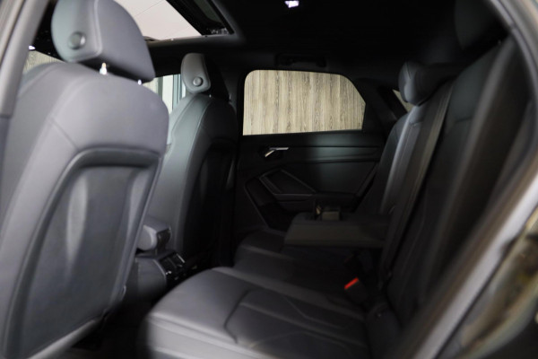 Audi Q3 Sportback 40 TFSI Quattro S Line / AUT / 190 PK / Virtual Cockpitc / Lane Assist / Cruise Control / Dode Hoek / Apple CAR