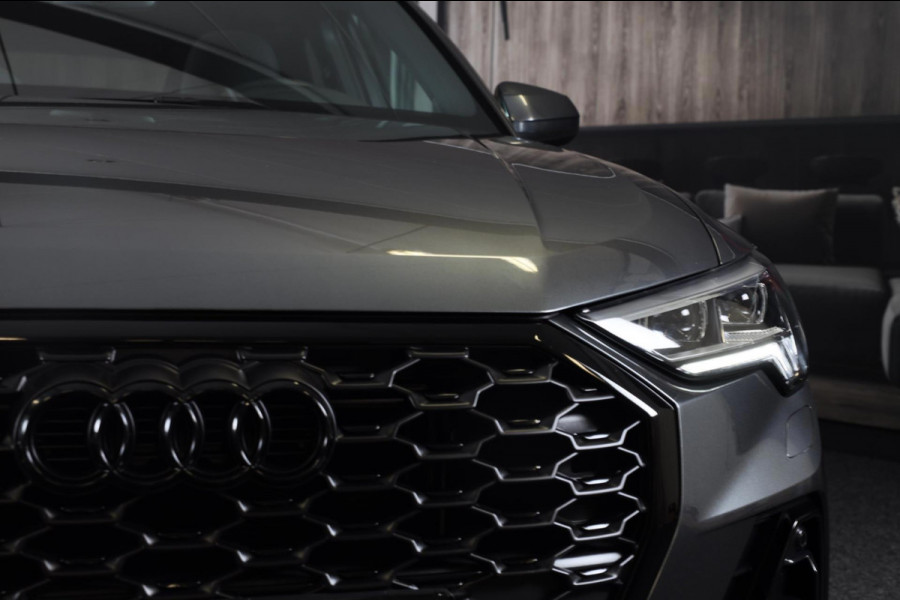 Audi Q3 Sportback 40 TFSI Quattro S Line / AUT / 190 PK / Virtual Cockpitc / Lane Assist / Cruise Control / Dode Hoek / Apple CAR