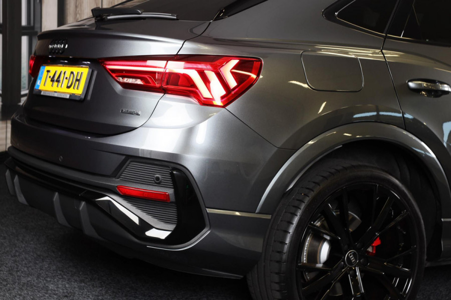 Audi Q3 Sportback 40 TFSI Quattro S Line / AUT / 190 PK / Virtual Cockpitc / Lane Assist / Cruise Control / Dode Hoek / Apple CAR