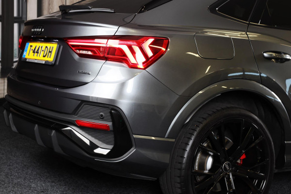 Audi Q3 Sportback 40 TFSI Quattro S Line / AUT / 190 PK / Virtual Cockpitc / Lane Assist / Cruise Control / Dode Hoek / Apple CAR