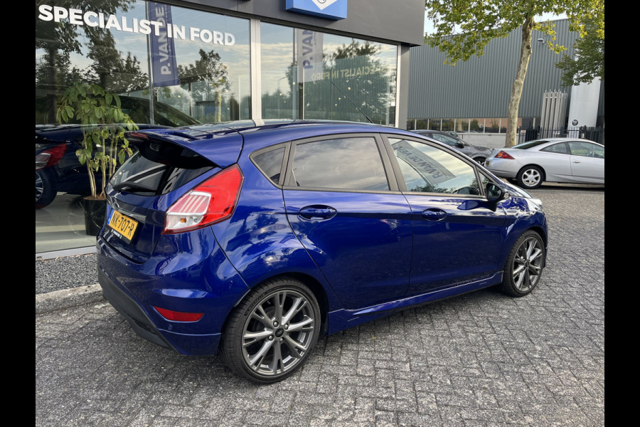 Ford Fiesta 1.0 EcoBoost ST Line 100pk/74kW 6-bak | Camera | Cruise | Navi | PDC | Privacy | Spoiler | Climate | Vooruitverwarming | etc. etc.