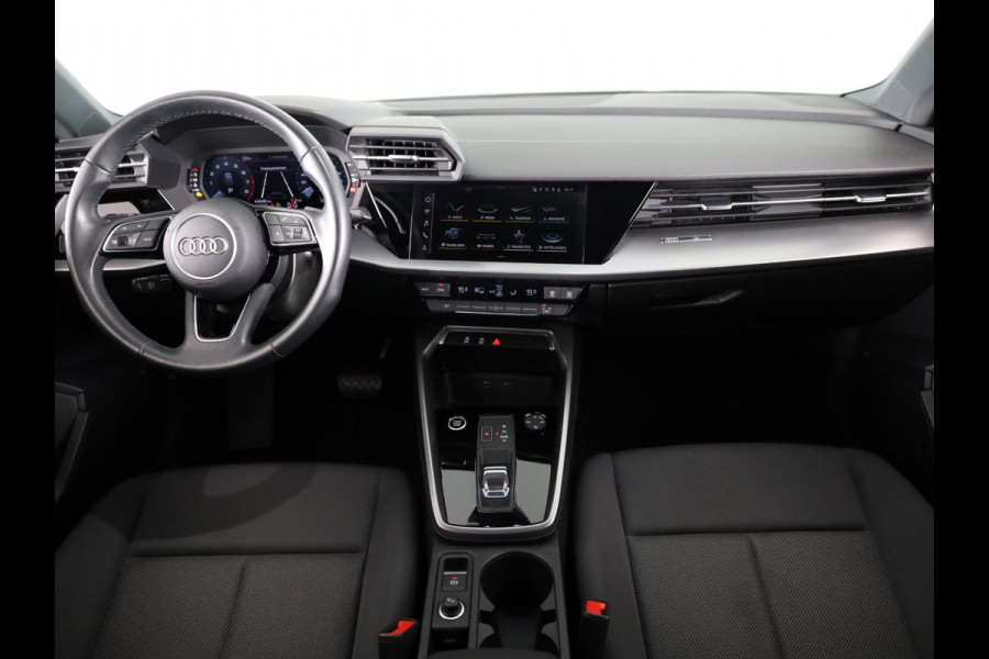 Audi A3 Sportback 30 TFSI Pro Line 110 pk S-tronic | Navigatie via App | Parkeersensoren achter | Adaptieve cruise control | Apple Carplay/Android Auto |
