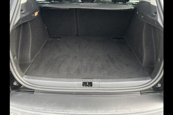 Renault Clio Estate 0.9 TCe Limited  Navigatie | Airco | Cruise | Bluetooth