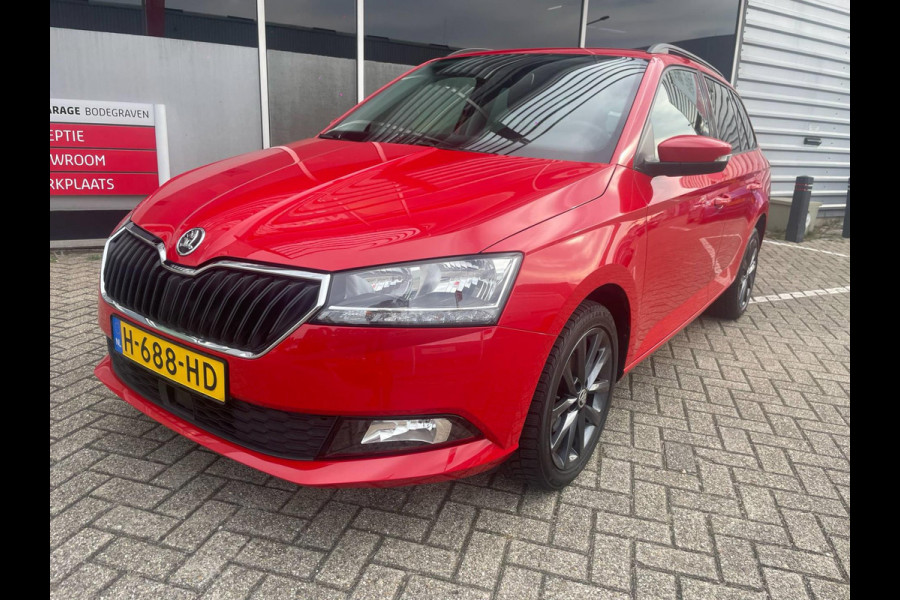 Škoda Fabia Combi 1.0 TSI Business Edition Škoda Fabia Combi 1.0 TSI Business Edition