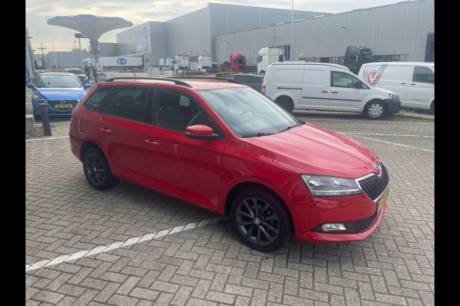 Škoda Fabia Combi 1.0 TSI Business Edition Škoda Fabia Combi 1.0 TSI Business Edition