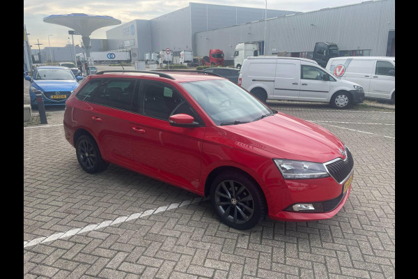 Škoda Fabia Combi 1.0 TSI Business Edition Škoda Fabia Combi 1.0 TSI Business Edition