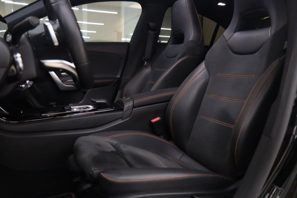Mercedes-Benz CLA-Klasse 250 ORANGE EDITION PANO/CARPLAY/KEYLESS/CAM/SFEERV/VOL