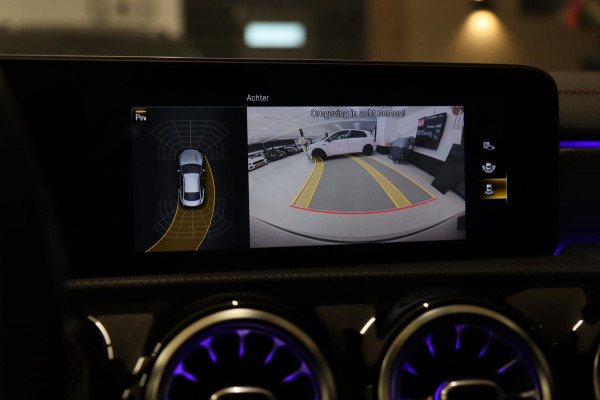Mercedes-Benz CLA-Klasse 250 ORANGE EDITION PANO/CARPLAY/KEYLESS/CAM/SFEERV/VOL