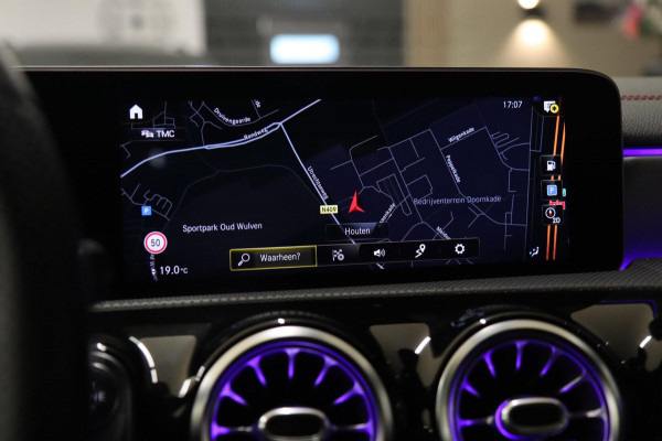 Mercedes-Benz CLA-Klasse 250 ORANGE EDITION PANO/CARPLAY/KEYLESS/CAM/SFEERV/VOL