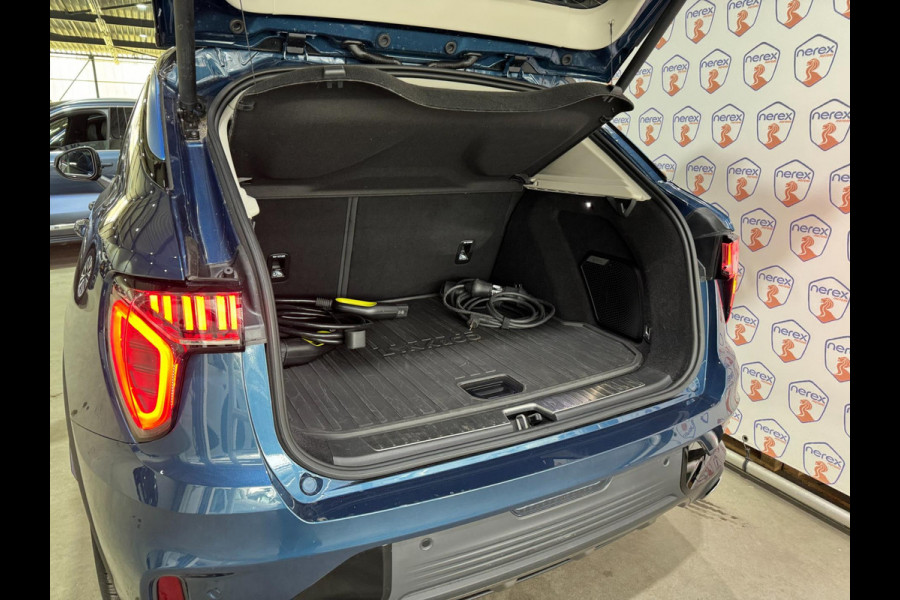 Lynk & Co 01 1.5/PANO/360CAM/AUTO-PILOT/MEMORY/APPLE-CARPLAY
