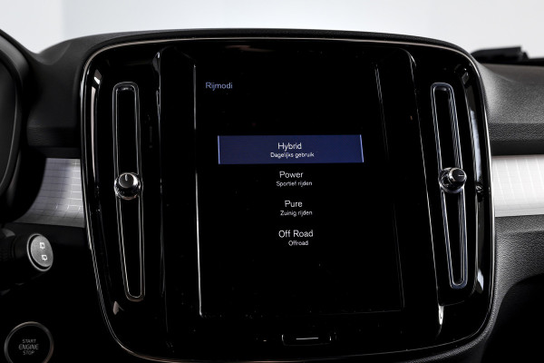 Volvo XC40 1.5 T4 Recharge Inscription Expression | S/K-panodak | Dig. Cockpit | Cruise | Stoel-+Stuurverw. | PDC | Camera | NAV + App. Connect | ECC | Elek. Klep | LM 18" | 7239