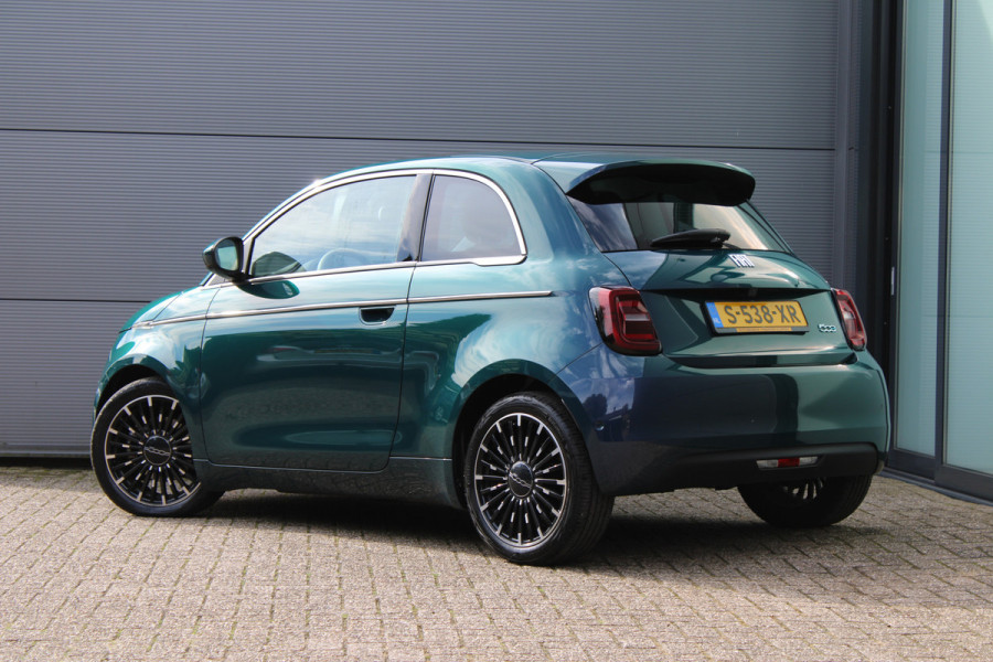Fiat 500 3+1 La Prima 42 kWh | Leder | Camera | BLIS | Navigatie | Carplay