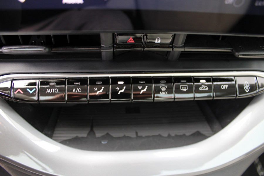 Fiat 500 3+1 La Prima 42 kWh | Leder | Camera | BLIS | Navigatie | Carplay