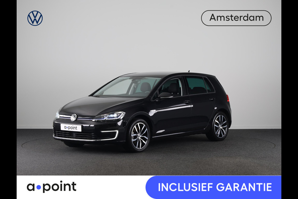 Volkswagen e-Golf E-DITION 136 pk | Navigatie | Parkeersensoren | Achteruitrijcamera | Adaptieve cruise control | Stoelverwarming |