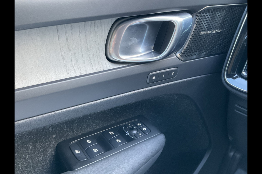 Volvo XC40 1.5 T5 262pk Recharge Inscription Carplay 360° Pano.dak Trekhaak