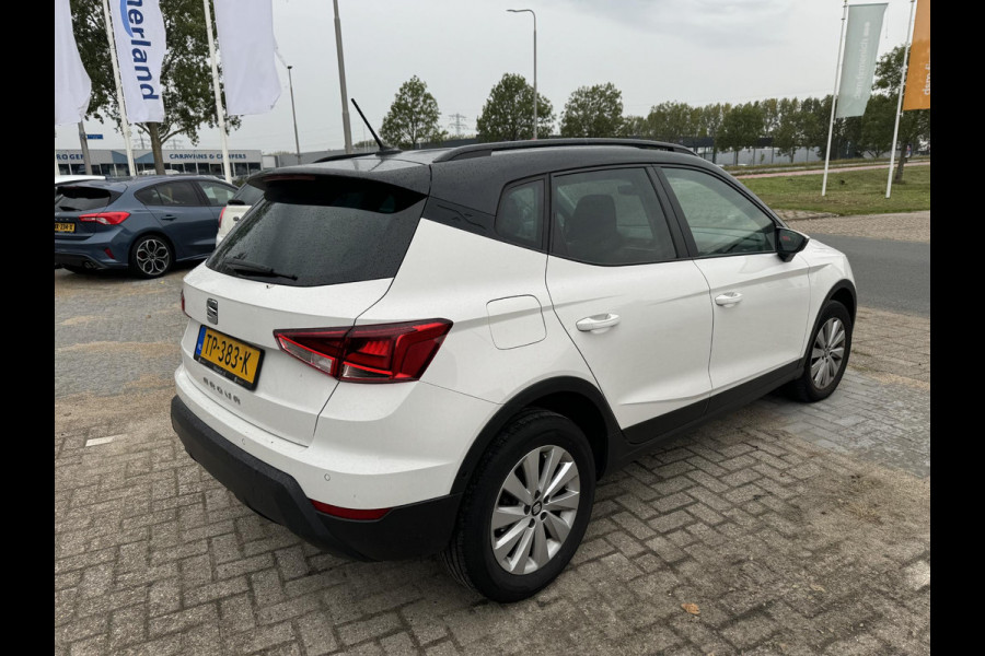 Seat Arona 1.0 TSI Style Business Intense 115pk |Apple Carplay/ Android auto | Achteruitrijcamera