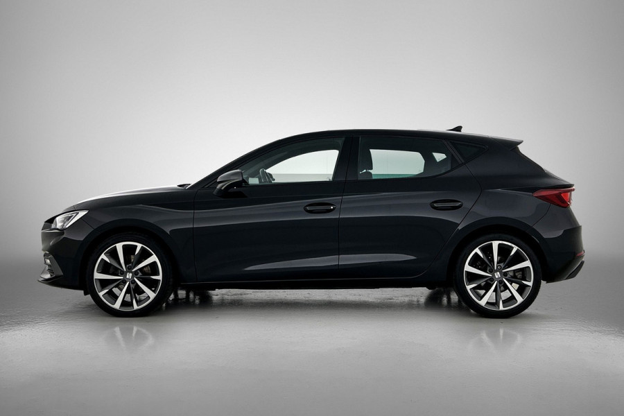 Seat Leon 1.5 eTSI FR Line (Dealer Onderhouden, Sfeerverlichting, Navi, Carplay, Camera, PDC V+A, Stuur/ StoelV, Etc)