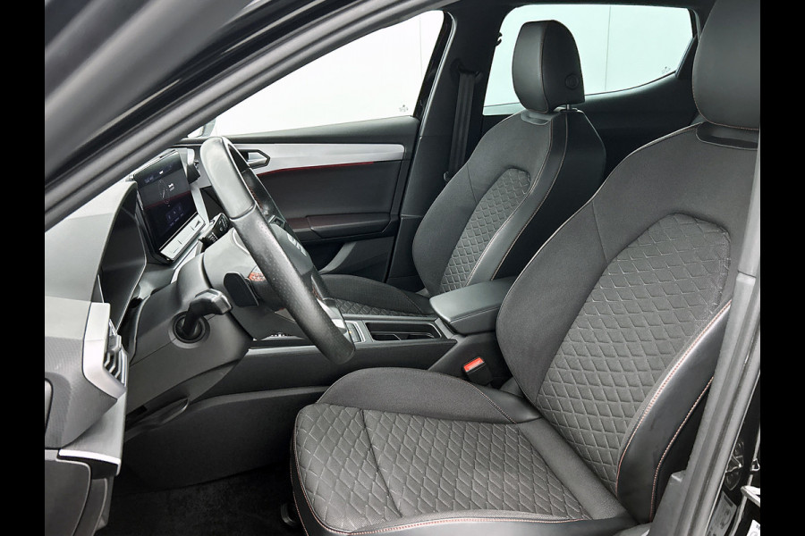 Seat Leon 1.5 eTSI FR Line (Dealer Onderhouden, Sfeerverlichting, Navi, Carplay, Camera, PDC V+A, Stuur/ StoelV, Etc)