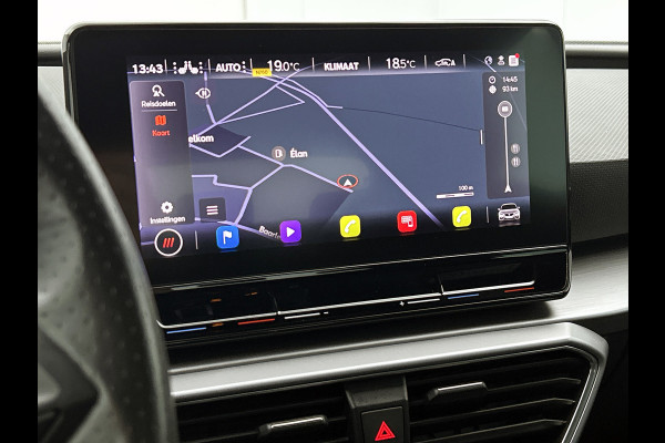 Seat Leon 1.5 eTSI FR Line (Dealer Onderhouden, Sfeerverlichting, Navi, Carplay, Camera, PDC V+A, Stuur/ StoelV, Etc)