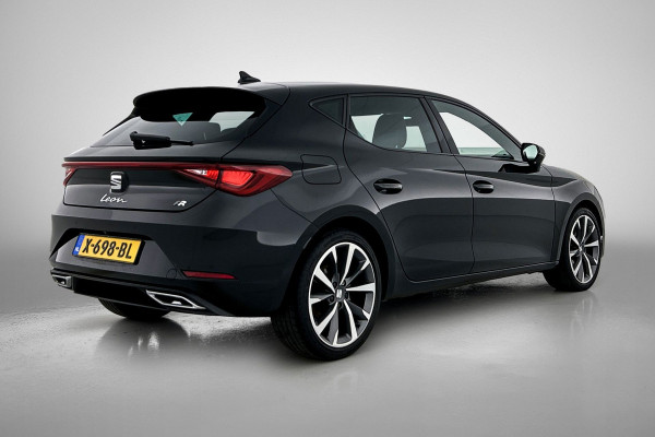 Seat Leon 1.5 eTSI FR Line (Dealer Onderhouden, Sfeerverlichting, Navi, Carplay, Camera, PDC V+A, Stuur/ StoelV, Etc)