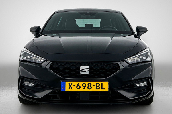 Seat Leon 1.5 eTSI FR Line (Dealer Onderhouden, Sfeerverlichting, Navi, Carplay, Camera, PDC V+A, Stuur/ StoelV, Etc)
