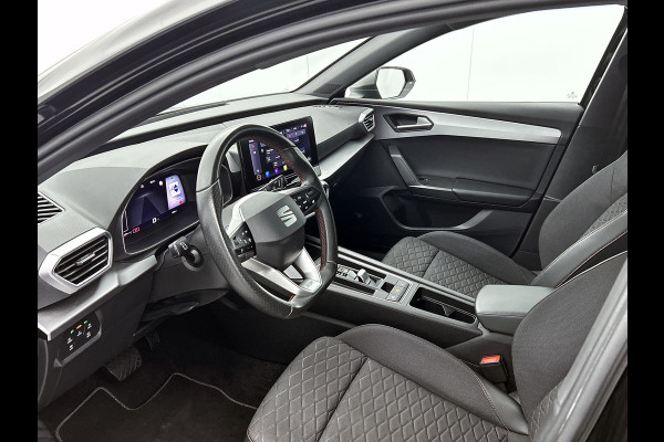 Seat Leon 1.5 eTSI FR Line (Dealer Onderhouden, Sfeerverlichting, Navi, Carplay, Camera, PDC V+A, Stuur/ StoelV, Etc)