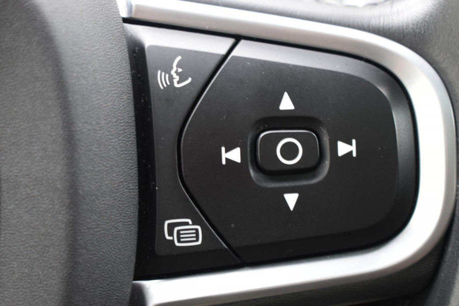 Volvo XC60 T6 340PK Automaat Plug-in Hybrid AWD Business Pro / Adaptive Cruise / Leer / Elektrische stoelen / Stoelverwarming / Stuurverwarming / Elektr. achterklep  / Achteruitrijcamera / Schuifdak