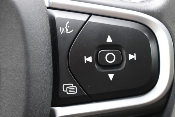 Volvo XC60 T6 340PK Automaat Plug-in Hybrid AWD Business Pro / Adaptive Cruise / Leer / Elektrische stoelen / Stoelverwarming / Stuurverwarming / Elektr. achterklep  / Achteruitrijcamera / Schuifdak