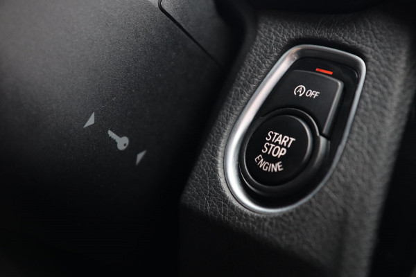 BMW 4 Serie Gran Coupé 420i M Sport / PANODAK / LEDER / CAMERA / KEYLESS / STOELVER.