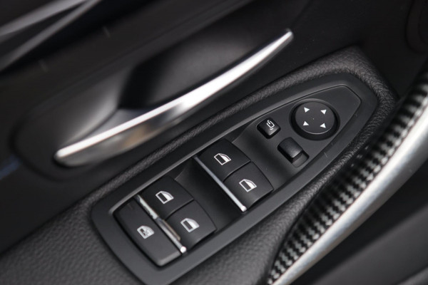 BMW 4 Serie Gran Coupé 420i M Sport / PANODAK / LEDER / CAMERA / KEYLESS / STOELVER.