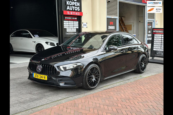 Mercedes-Benz A-Klasse 200 AMG Automaat Sfeerverlichting Inclusief BTW