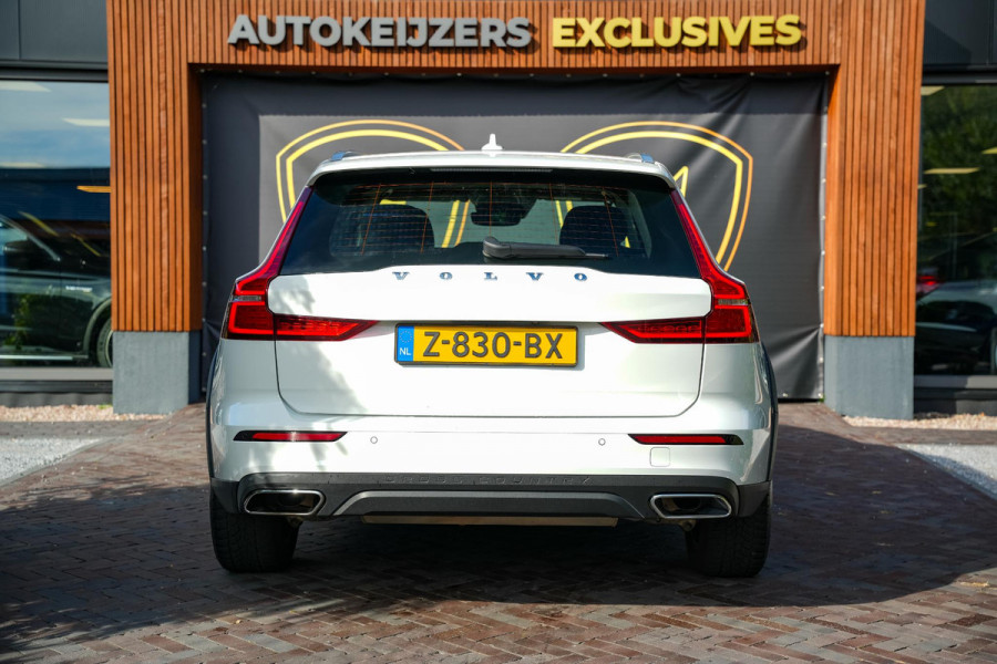 Volvo V60 Cross Country 2.0 B5 AWD Pro Adaptieve Cruise Keyless Memory 18''LM
