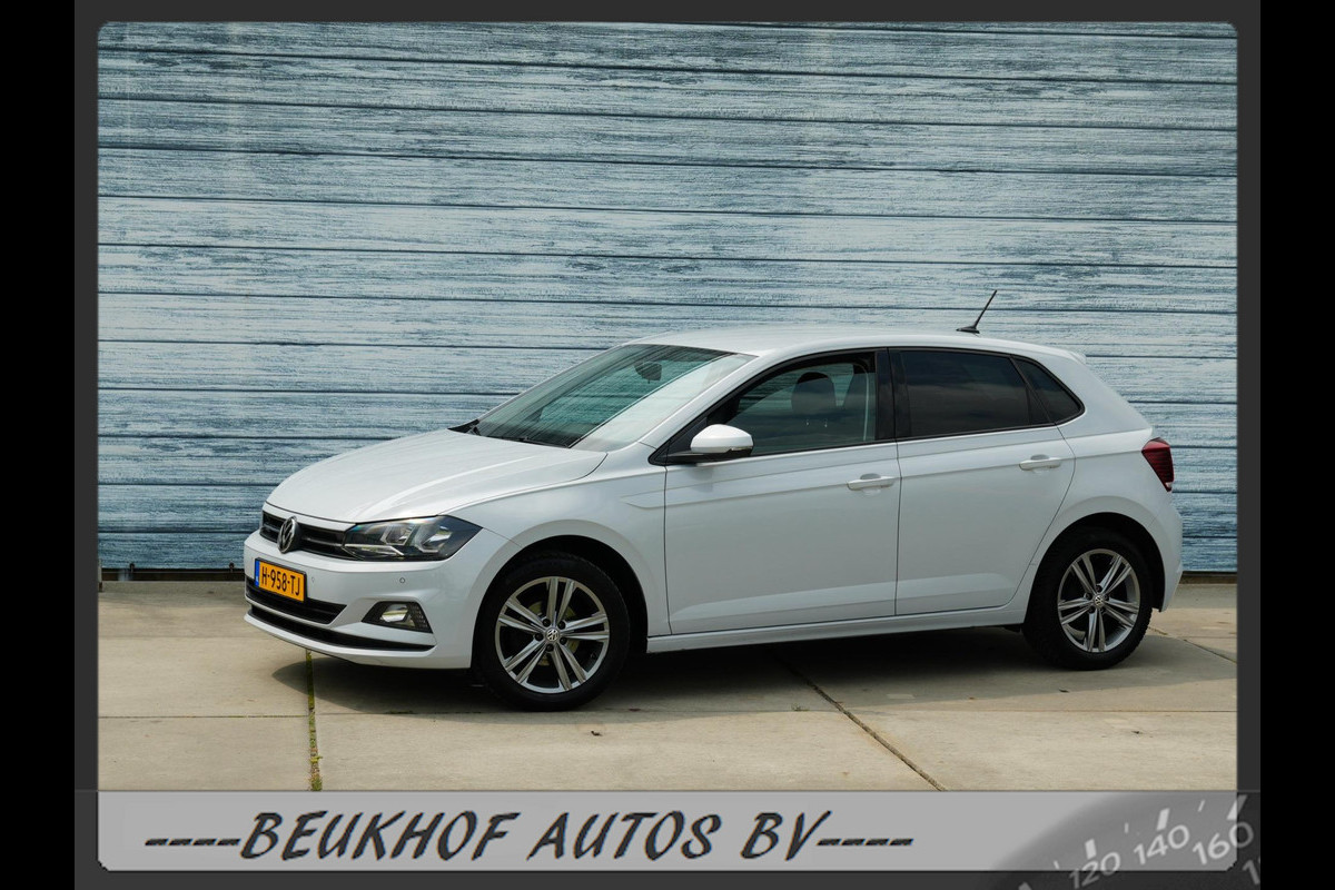 Volkswagen Polo 1.0 TSI Automaat Parkeersensor Navi Carplay Volkswagen Polo 1.0 TSI Automaat Parkeersensor Navi Carplay