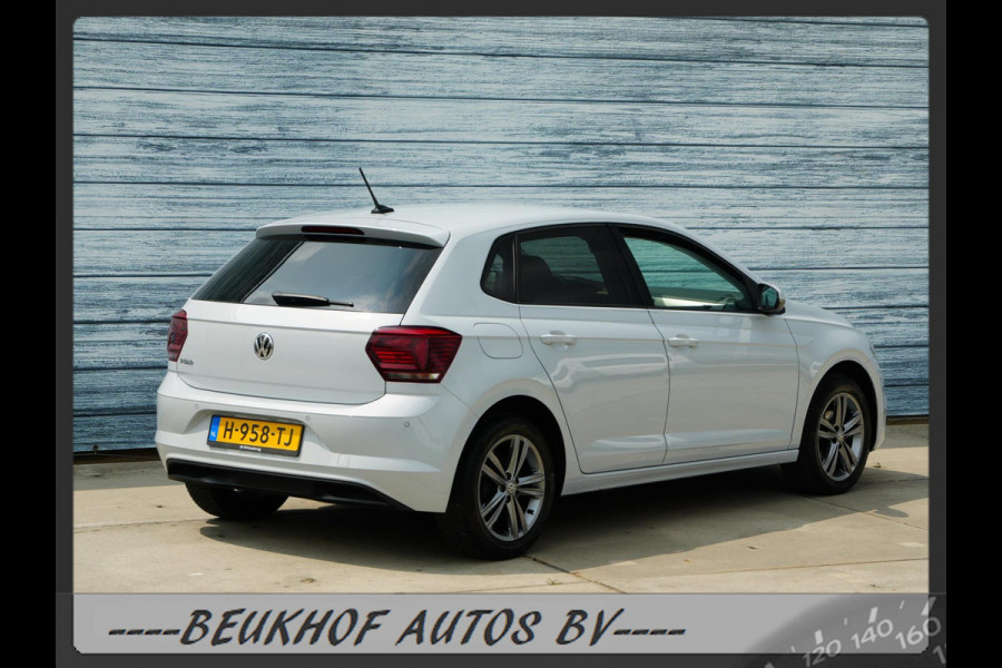Volkswagen Polo 1.0 TSI Automaat Parkeersensor Navi Carplay