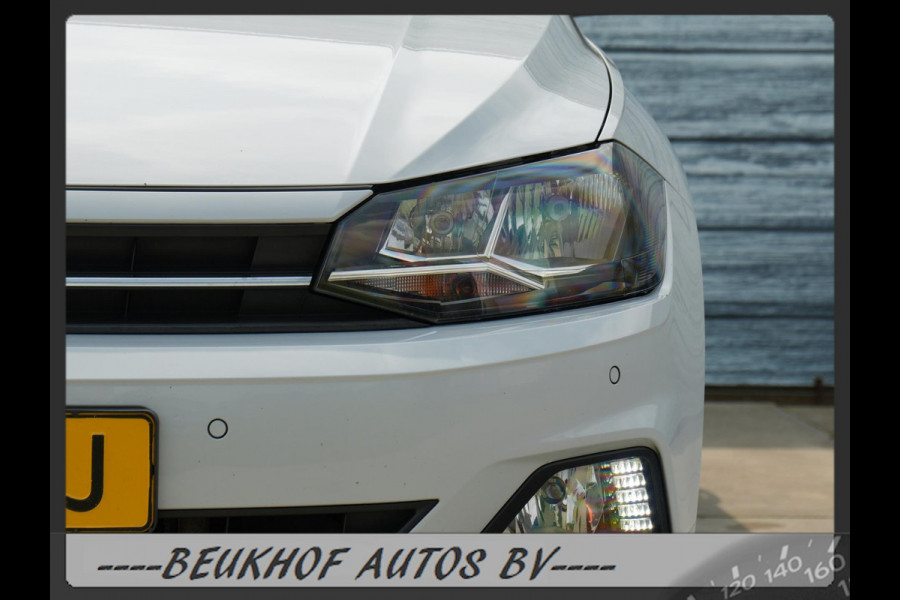 Volkswagen Polo 1.0 TSI Automaat Parkeersensor Navi Carplay