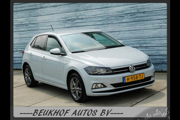 Volkswagen Polo 1.0 TSI Automaat Parkeersensor Navi Carplay