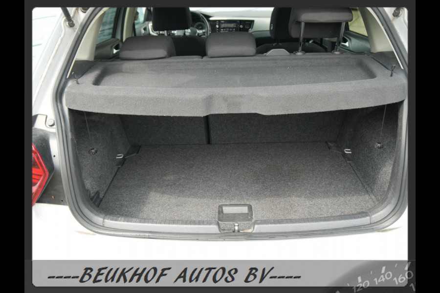 Volkswagen Polo 1.0 TSI Automaat Parkeersensor Navi Carplay