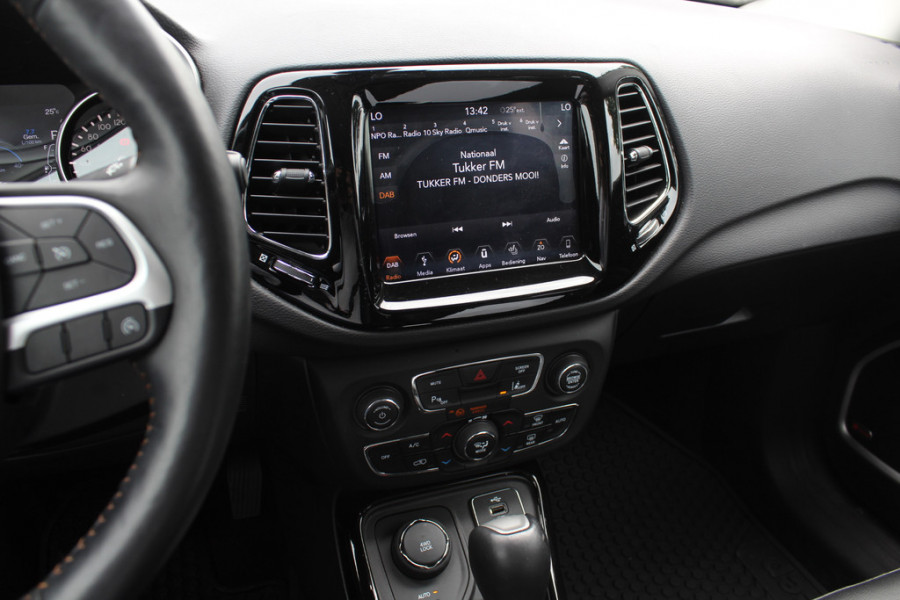 Jeep Compass 1.4 MultiAir Limited 4x4 / Camera / Leder / Keyless / 18'' / Navigatie / Beats / Elektr. stoelen / Stuur+Stoelverwarming / Cruise Control