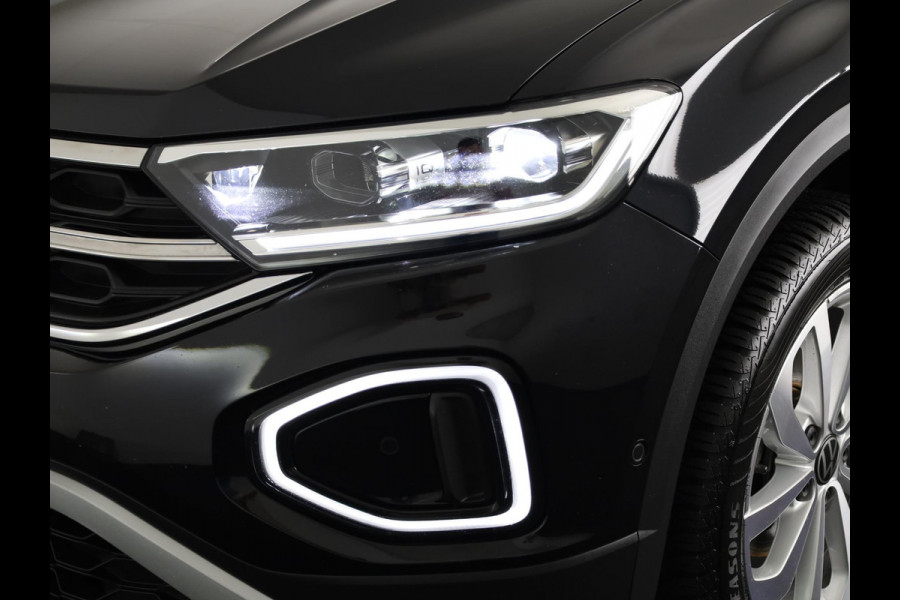 Volkswagen T-Roc 1.5 TSI Style 150 PK DSG | Trekhaak afneembaar | Navigatie | Stoel verwarming en massage | Leer/Alcantara |